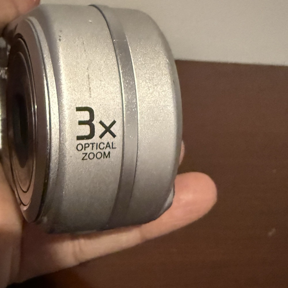 Sony Cyber-shot DSC-P8 3.2MP Digital Camera - Silver 3X OZ Not Working - Picture 11 of 16